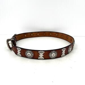 Silver plated men’s leather belt scalloped bow-tie shaped silver conchos